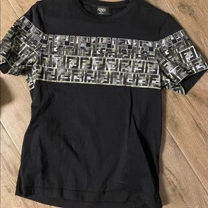 Fendi T-Shirt new with tags